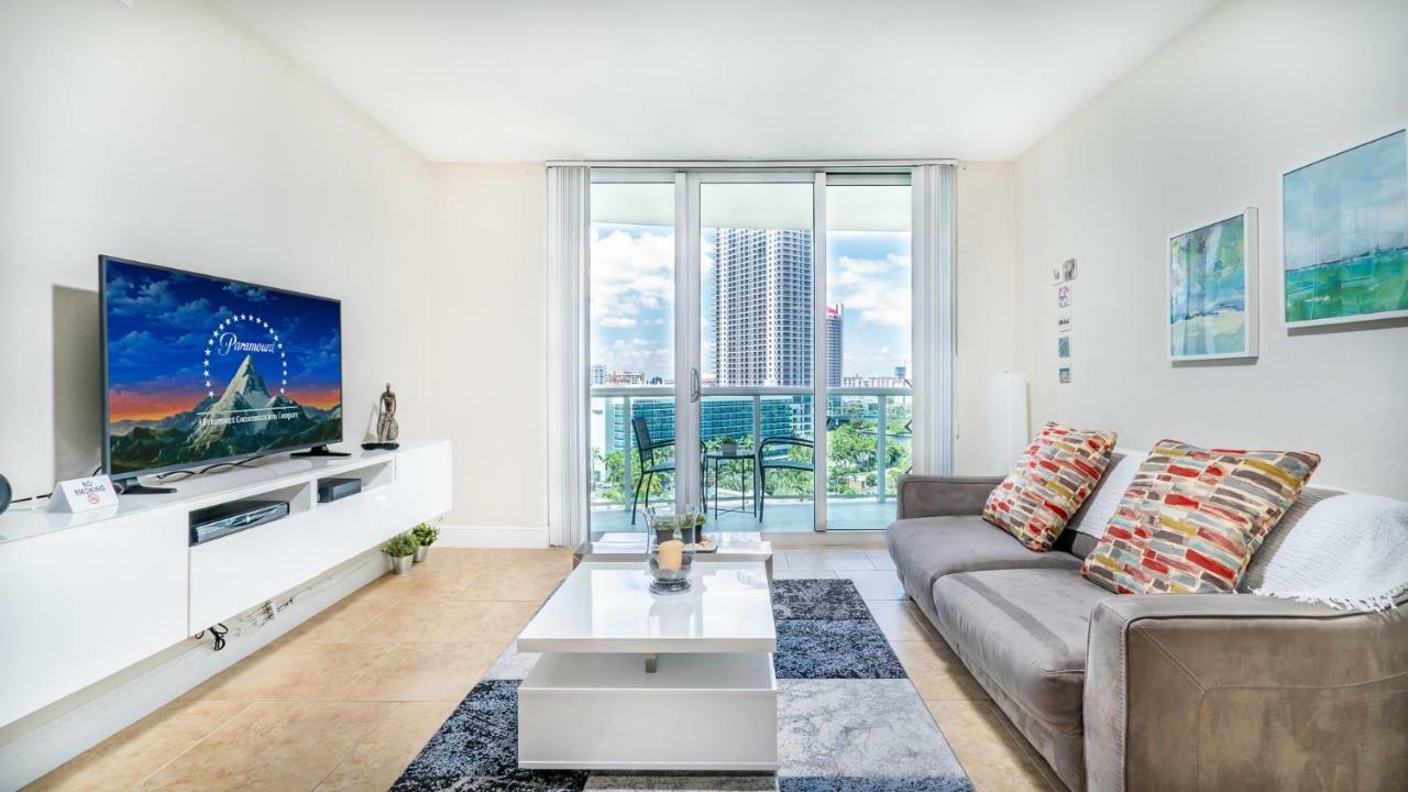 Beautiful Condos At The Tides Resort In Hollywood Fl By Cielo Stays Exterior foto
